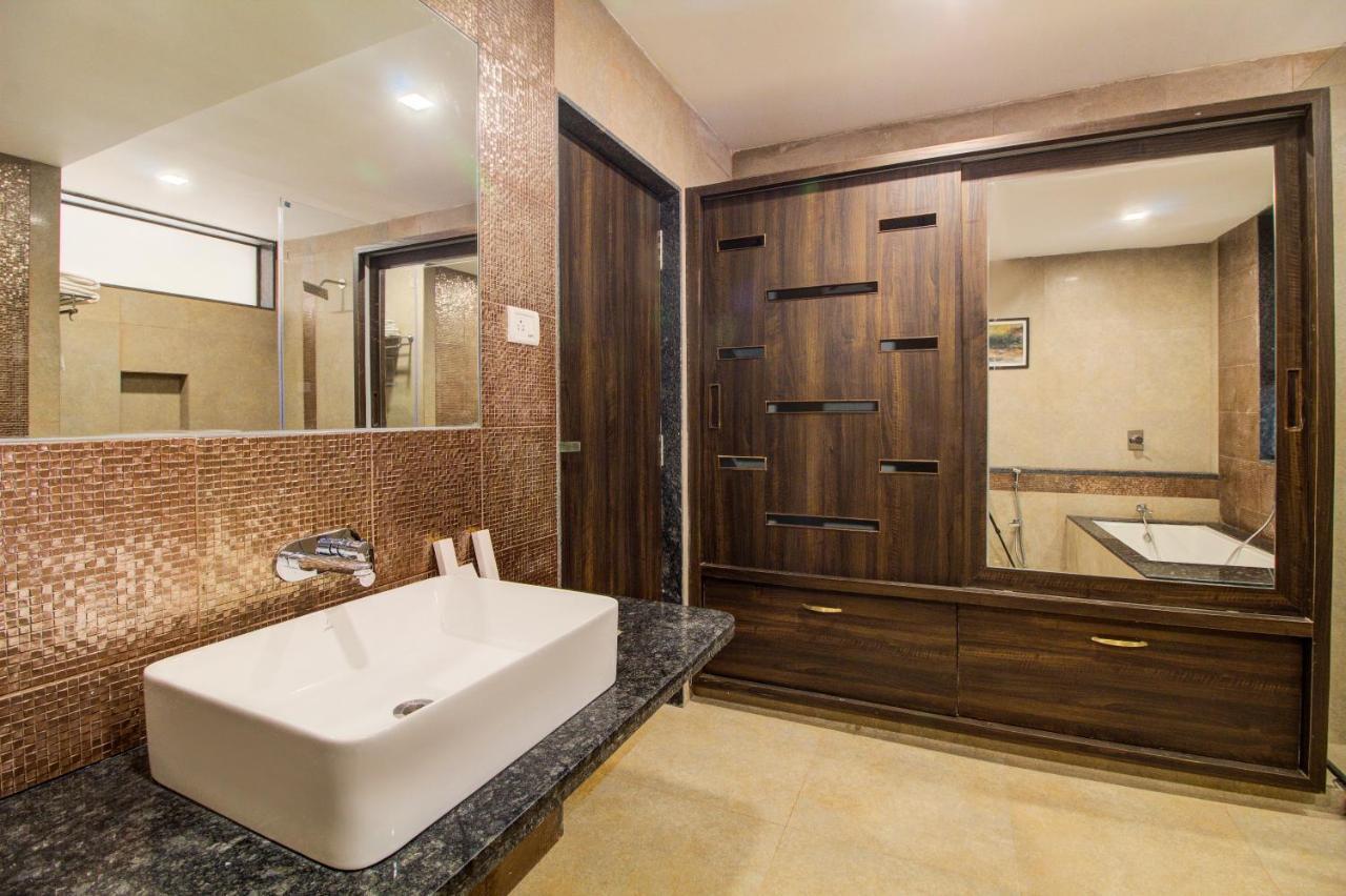 Hotel Mountain Breeze Resort, Mahabaleshwar